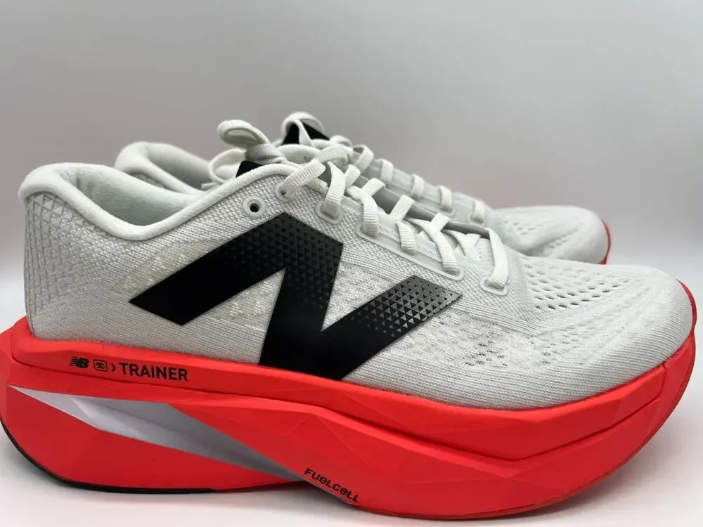New Balance FuelCell SuperComp Trainer v3 Urgent Red Sea Salt Black Men 10.5..